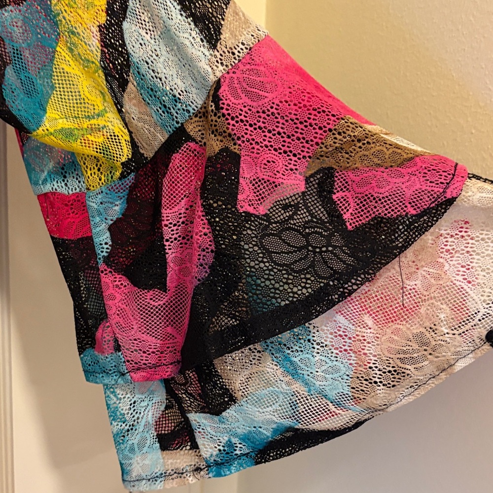 Calessa Black Colorful Elegant Blouse - Picture 3 of 6